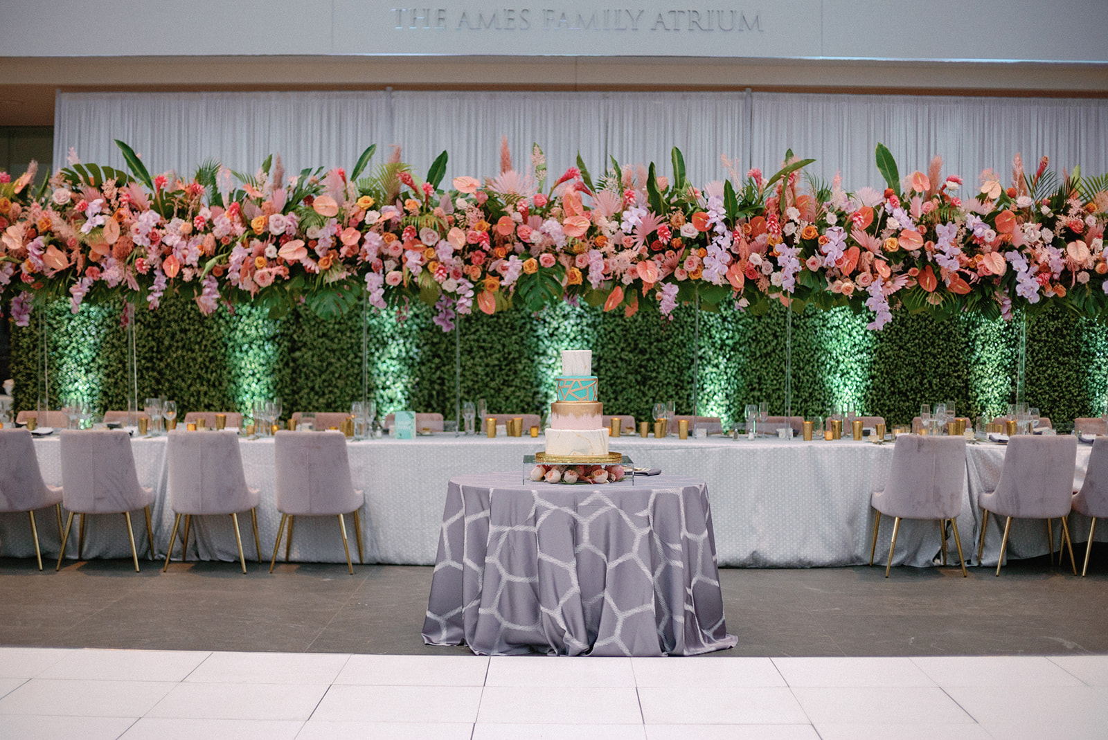 heatherlily wedding at Cleveland Museum of Art, best florist for an event at the Cleveland Museum of Art, Palm Spring inspired wedding