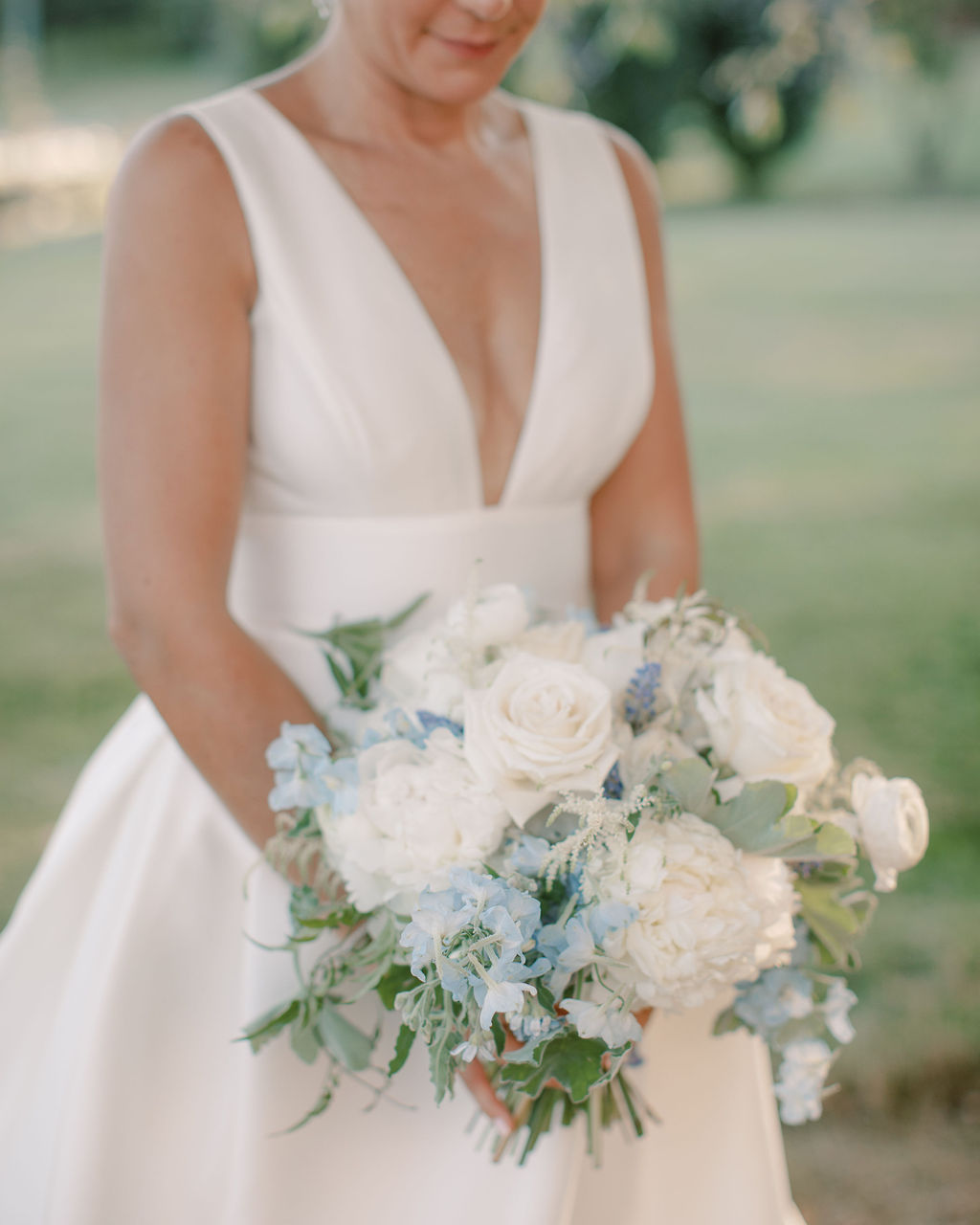 Blue and White Bridal bouquet for a lake house wedding in central Ohio